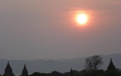 Bagan 3 – Sonnenuntergang an den Pagoden