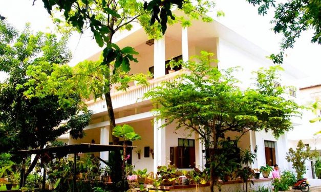 Hotel in Vientiane: Lani`s by the Ponds