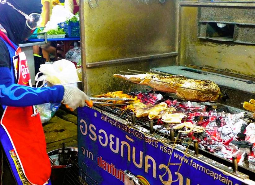 Suk Soi 38 Bangkok: Essen hat fertig