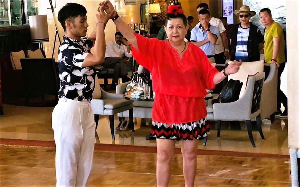 Tagebuch 19. Juli 2017: Tanztee im Hotel Shangri-La Bangkok