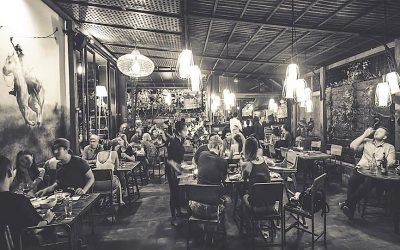 Essen in Ubud: Vegane Eiscreme und blutige Steaks