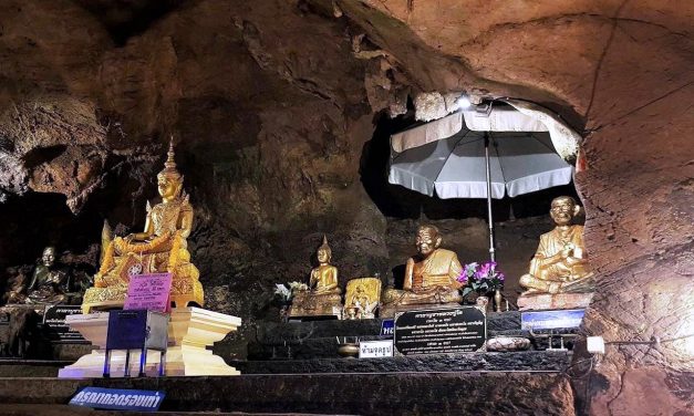 Platzangst in den Höhlen von Chiang Dao